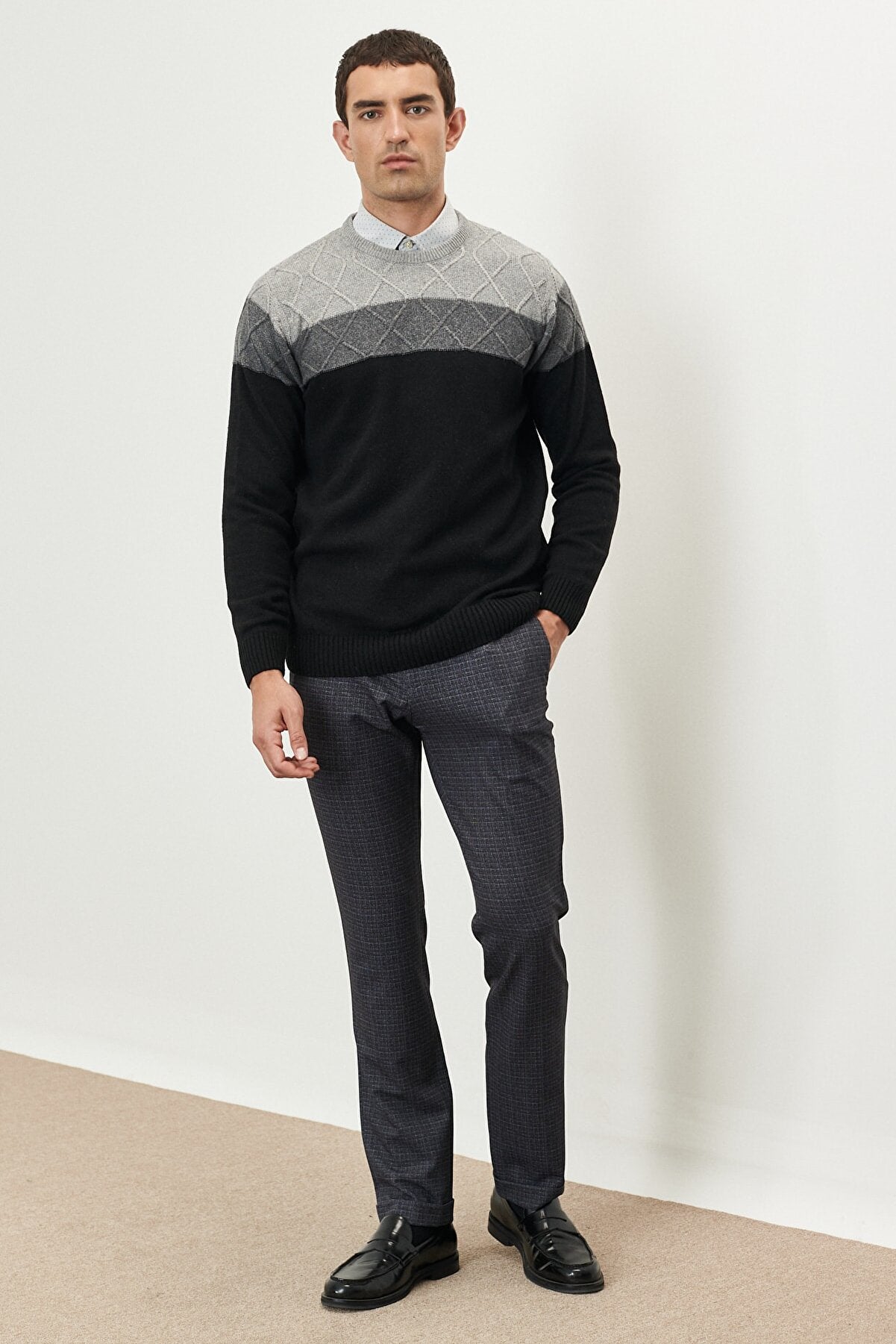 Black-grey Standard Fit Regular Wool Knitwear