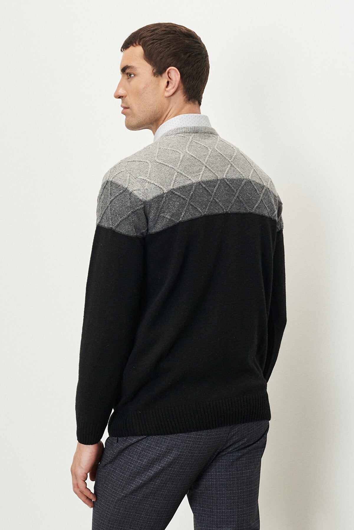 Black-grey Standard Fit Regular Wool Knitwear