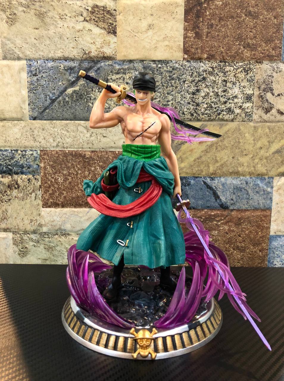 Zoro Figure