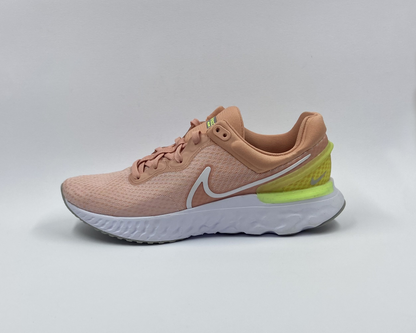 Nike React Miler $̶8̶9̶.9̶9̶ $44.99